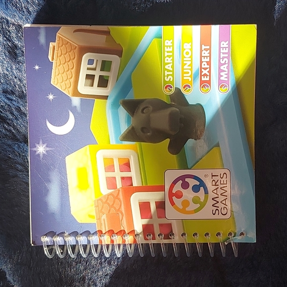 THREE LITTLE PIGGIES DELUXE GAME - Picture 3 of 10